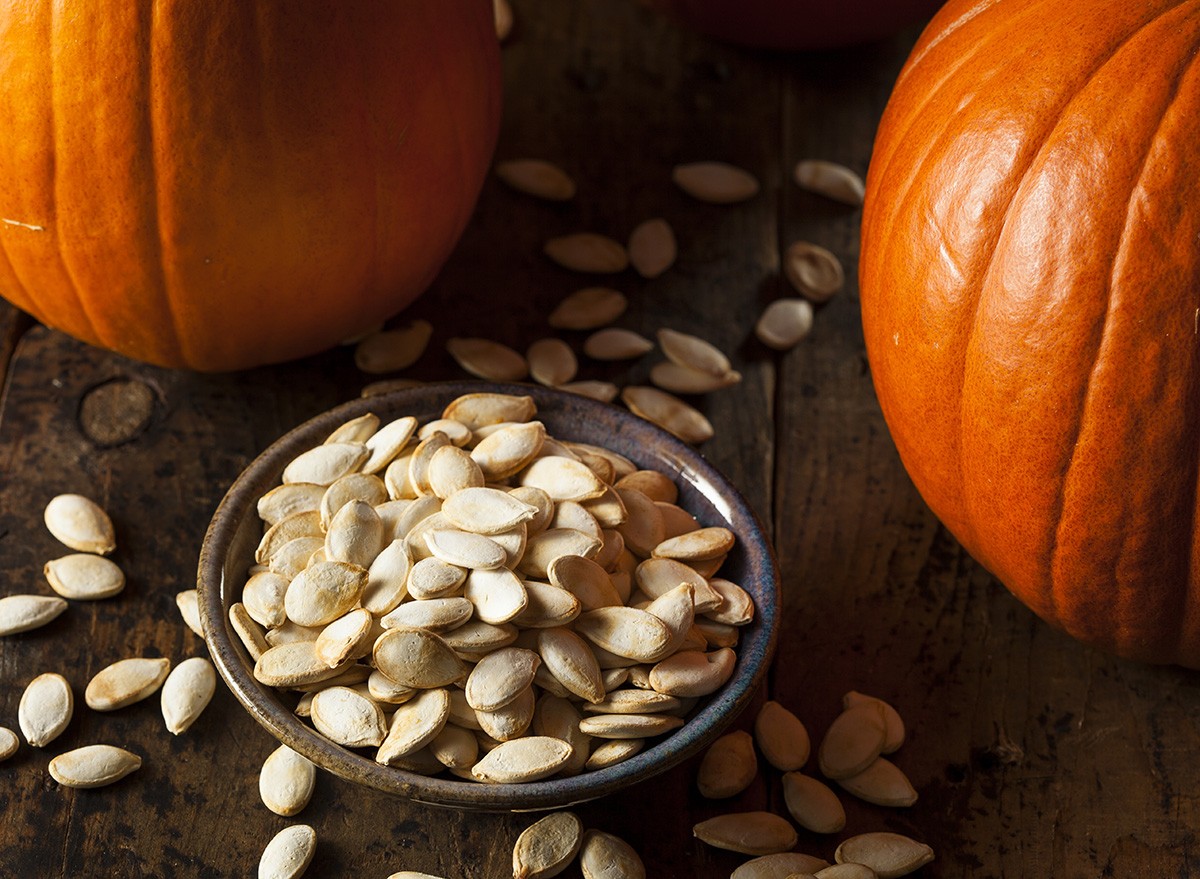 Roasted,Salty,Pumpkin,Seeds,Ready,To,Eat
