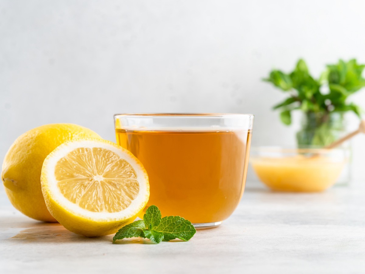 A,Glass,Cup,Of,Fresh,Green,Herbal,Tea,With,Lemon,