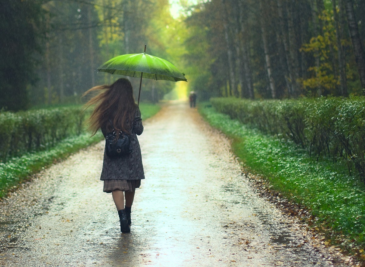 Girl under Rain