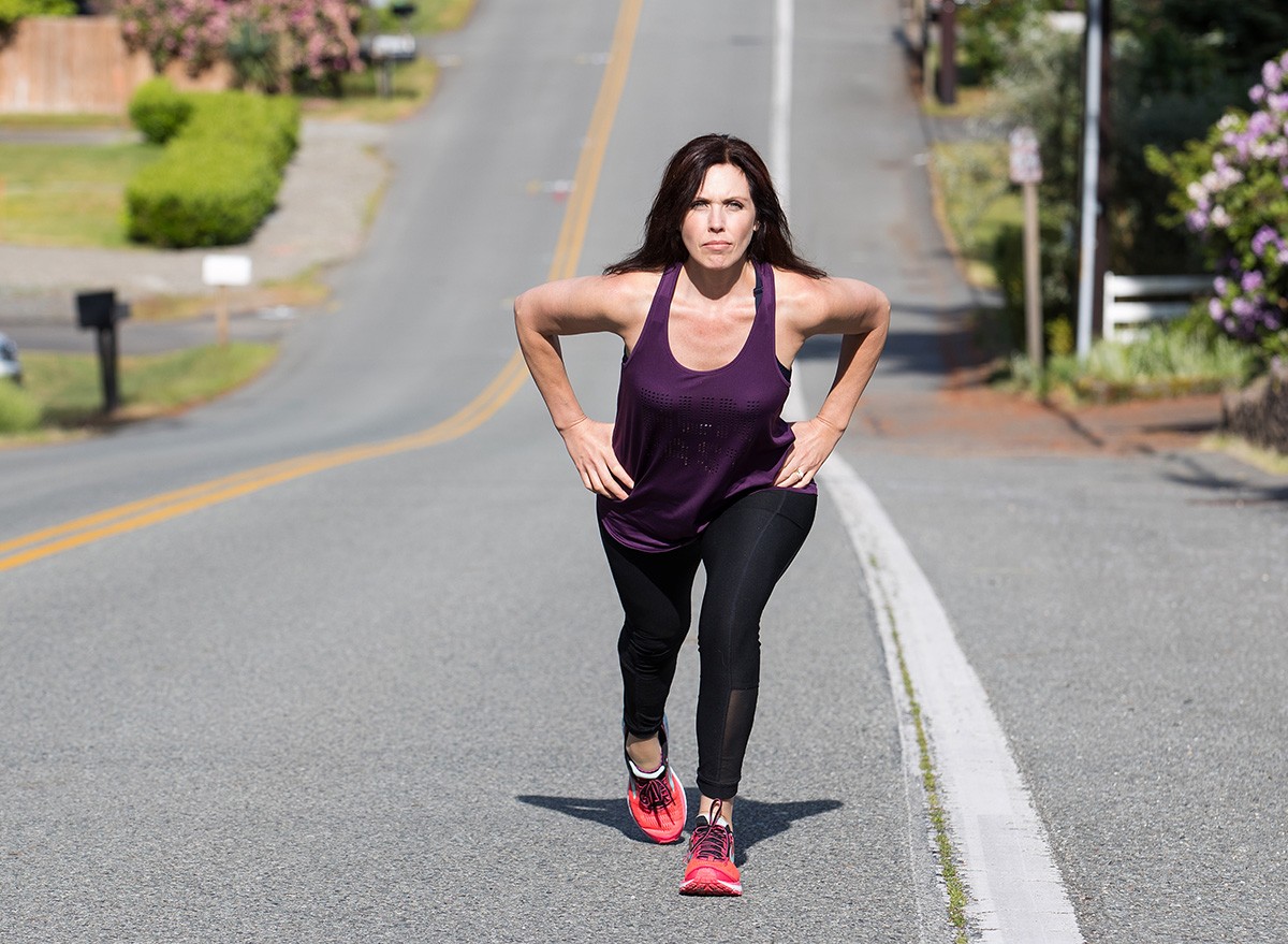 Strong woman walking uphill, Walking Lunges