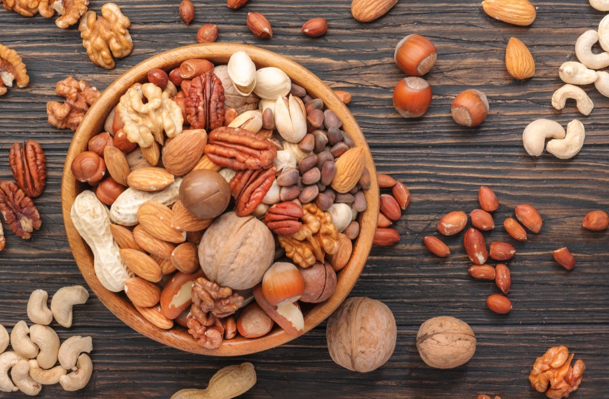 Assortment,Of,Nuts,In,Bowls.,Cashews,,Hazelnuts,,Walnuts,,Pistachios,,Pecans,